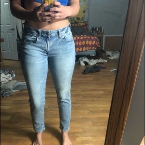 american eagle “short” jeans